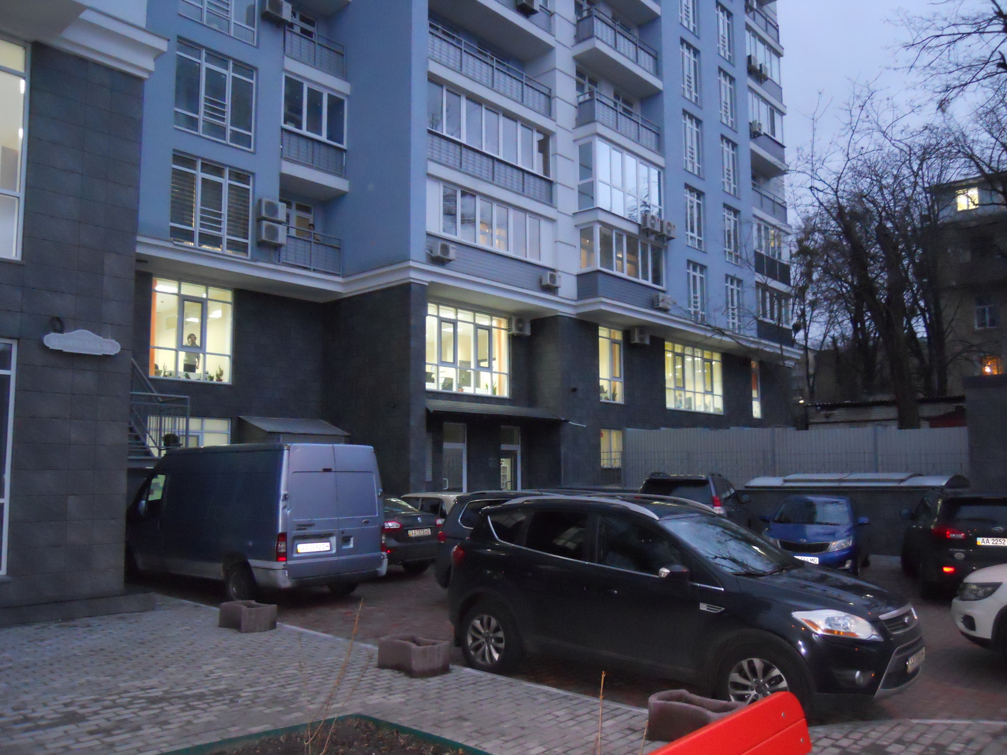 Продаж 3-кімнатної квартири 108 м², Білоруська вул., 36А