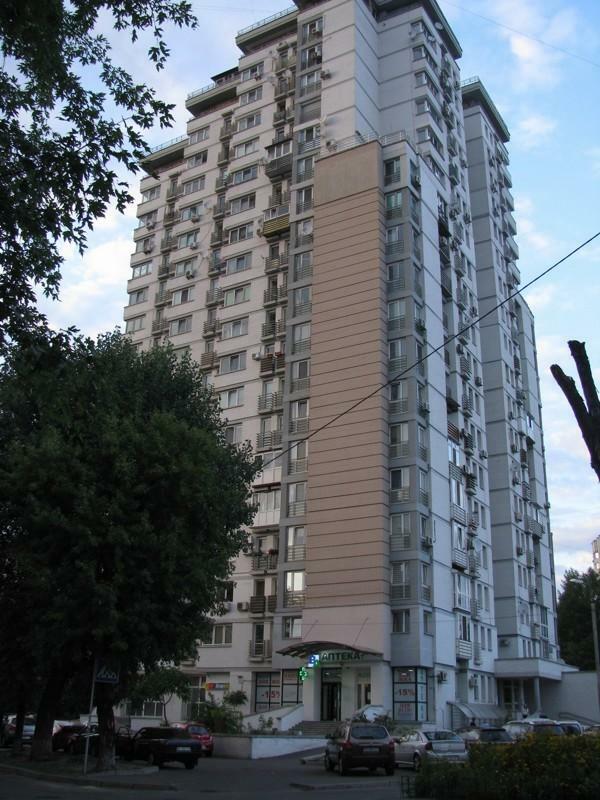 Киев, Юрия Литвинского ул., 64