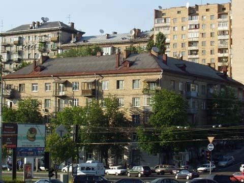 Киев, Бассейная ул., 23