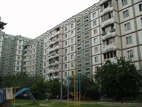 Киев, Бориспольская ул., 49