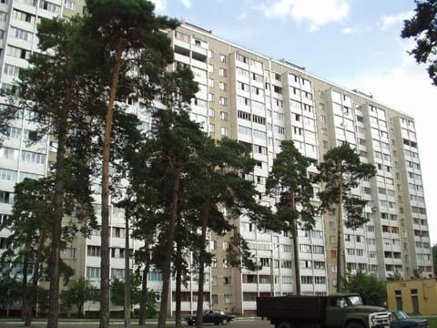 Киев, Бориспольская ул., 34