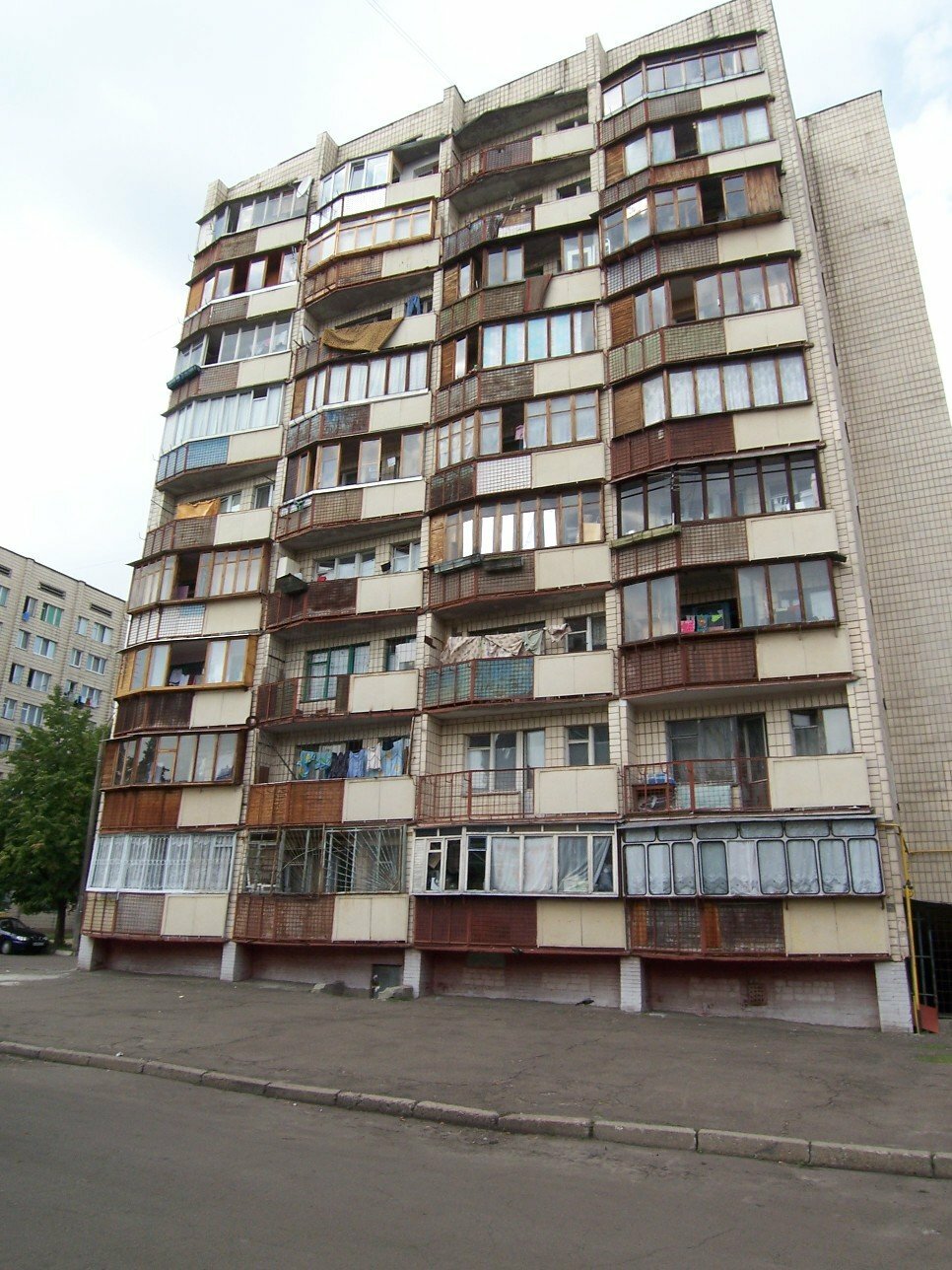 Киев, Волго-Донская ул., 75