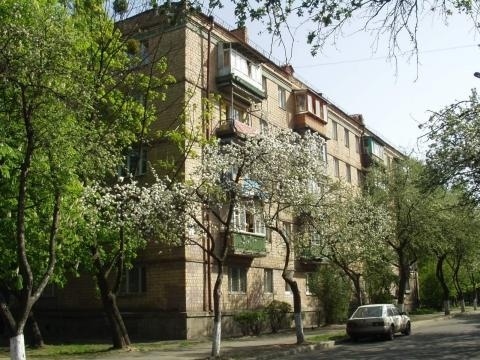 Киев, Волынская ул., 3