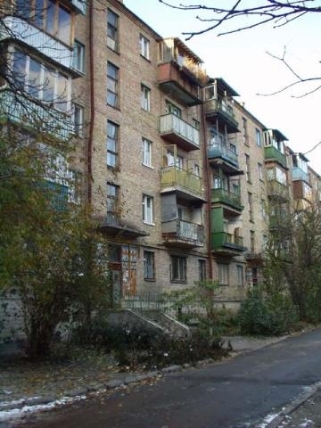 Киев, Виктора Ярмолы ул., 38А