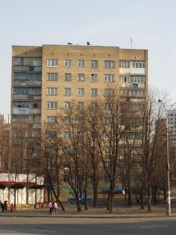 Киев, Краснопольская ул., 1А