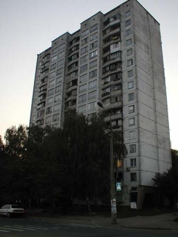 Киев, Кольцова бул., 1