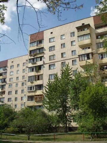 Киев, Перова бул., 48