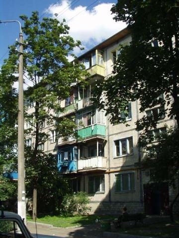 Киев, Анатолия Соловьяненко ул., 4А