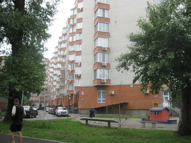 Продажа 3-комнатной квартиры 90 м², Хмельницкая ул., 10