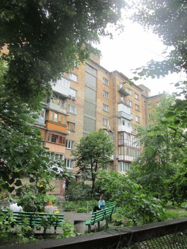 2-комнатная квартира посуточно 65 м², Леси Украинки бул., 17