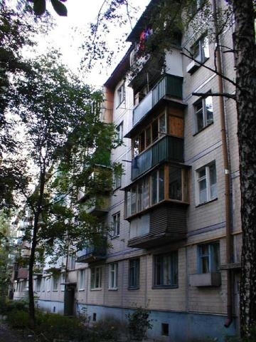 Киев, Михаила Донца ул., 26