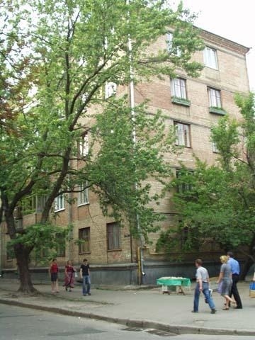 Киев, Неманская ул., 3