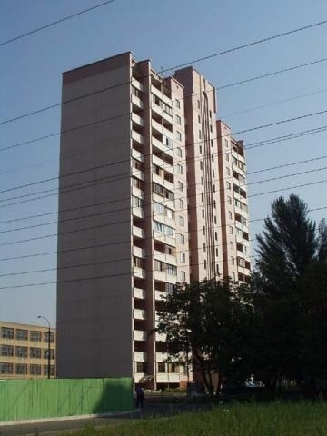 Киев, Автозаводская ул., 43