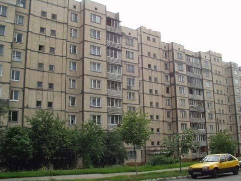 Киев, Ломоносова ул., 27