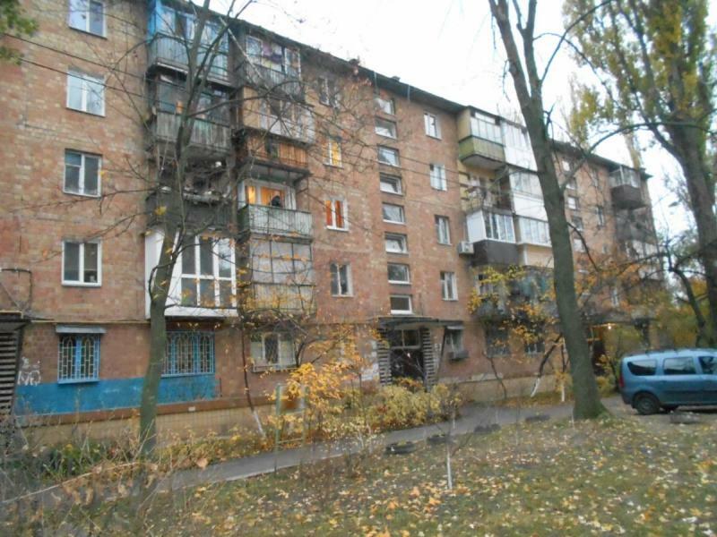 Киев, Академика Вернадского бул., 75