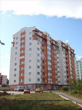 Продажа 4-комнатной квартиры 95 м², Стебницкая ул., 100