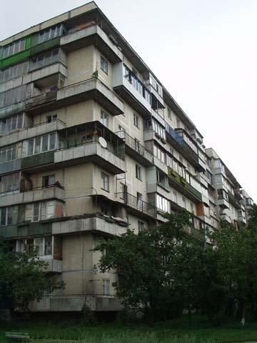 Киев, Братиславская ул., 42