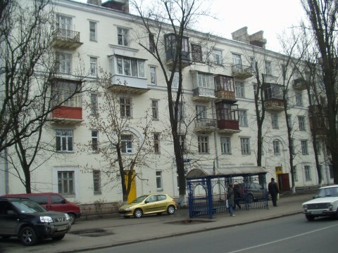 Киев, Гарматная ул., 33