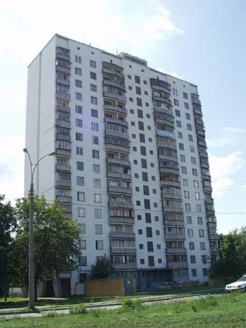 Киев, Березняковская ул., 2