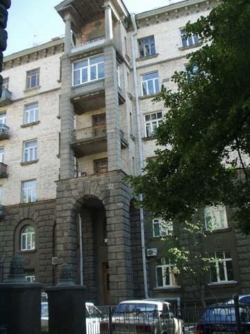Аренда 2-комнатной квартиры 70 м², Банковая ул., 3