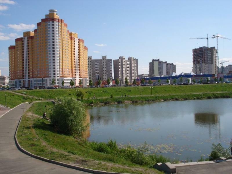 Киев, Александра Мишуги ул., 2