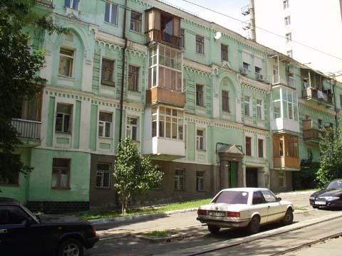 Киев, Владимирская ул., 82А