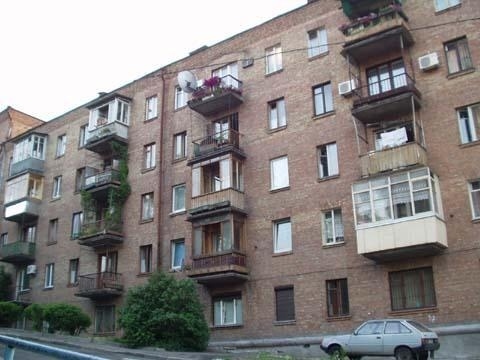 Киев, Госпитальная ул., 2