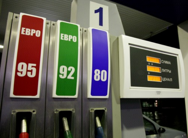 Эксперты прогнозируют падение цен на топливо в Украине