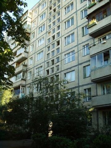 Киев, Генерала Наумова ул., 37А