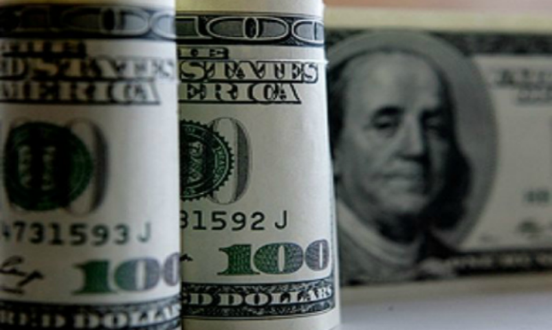 Сколько еще будет падать наличный курс доллара: мнение банкиров