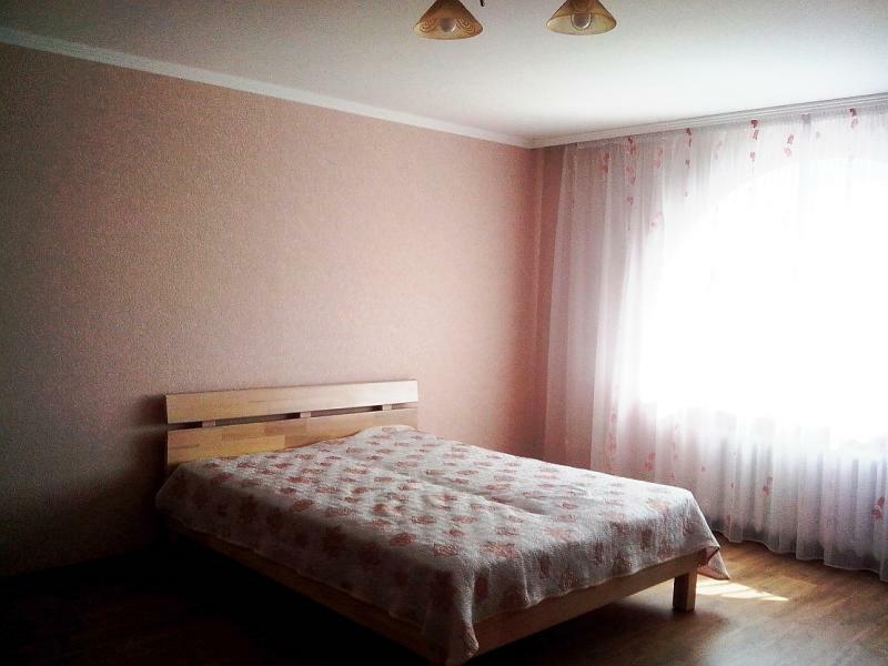 Аренда 1-комнатной квартиры 45 м², Надпольная ул., 230
