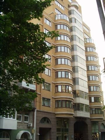 Продажа 3-комнатной квартиры 190 м², Кропивницкого ул., 10
