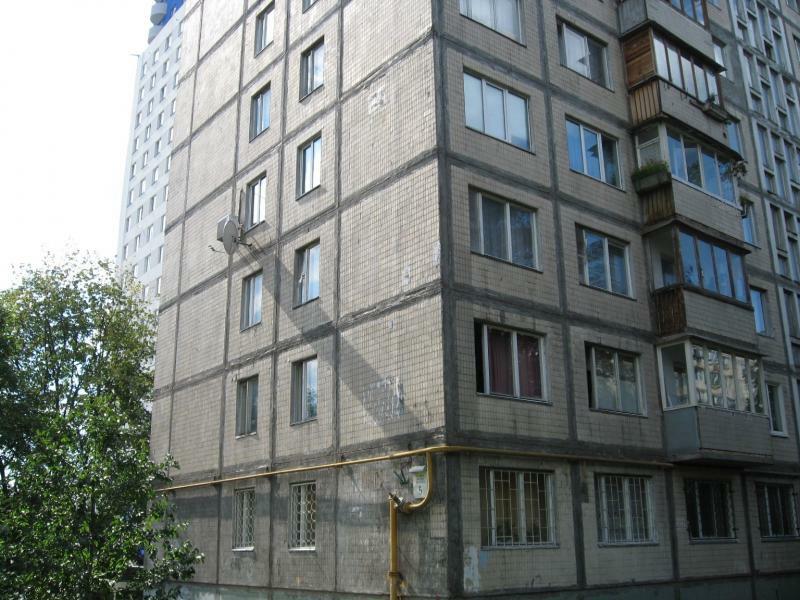 Киев, Зодчих ул., 56
