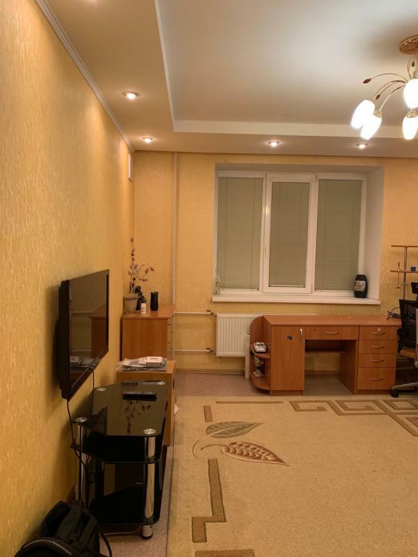 Продажа 1-комнатной квартиры 50 м², Дружбы Народов ул., 228