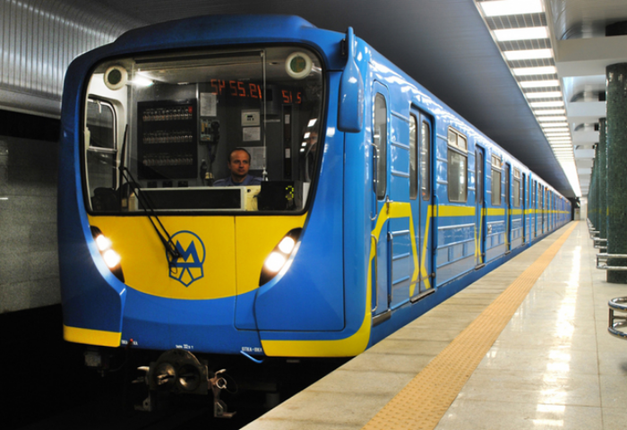 "Безбилетный" проезд для Киева: как изменится система оплаты в транспорте (инфографика)