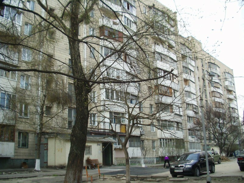 Киев, Демеевская ул., 37