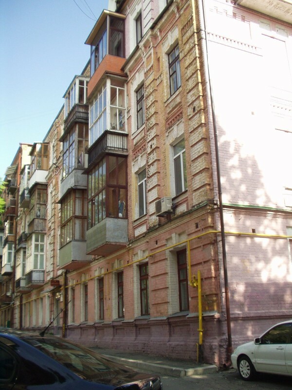 Продажа 4-комнатной квартиры 209 м², Аллы Горской пер., 8