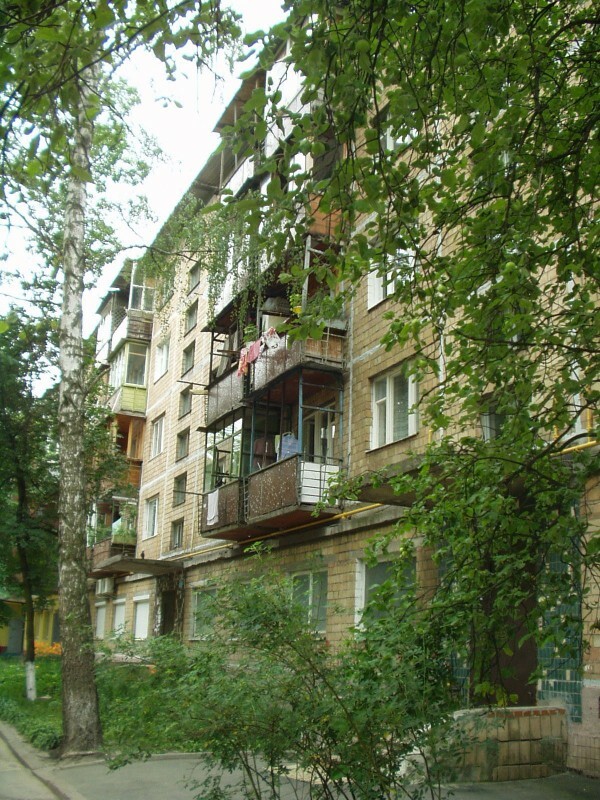 Киев, Владимира Сальского ул., 27
