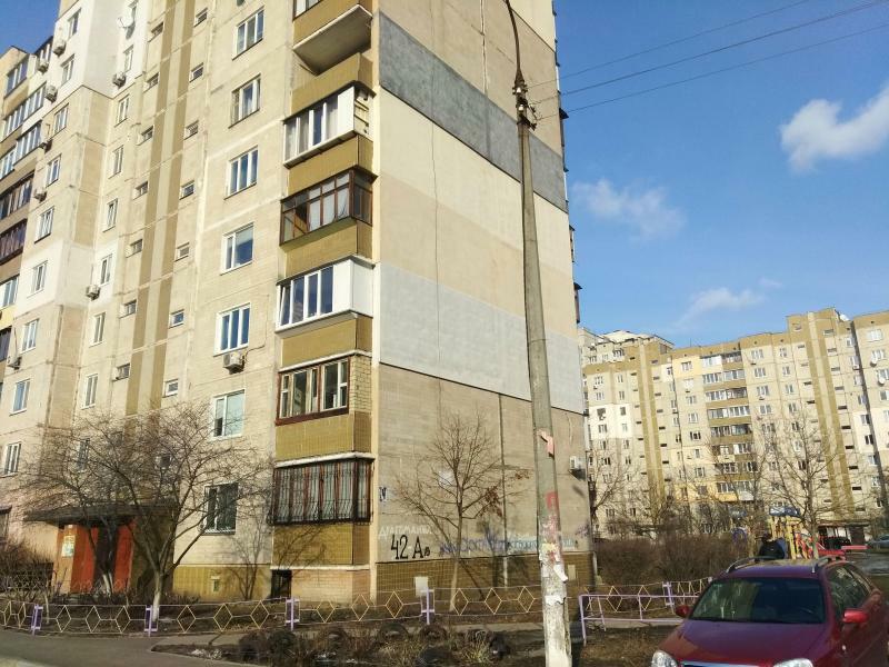 Аренда 3-комнатной квартиры 70 м², Драгоманова ул., 42А