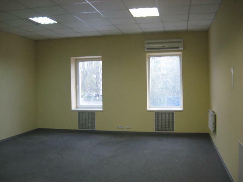 Аренда офиса 35 м², Академика Туполева ул.