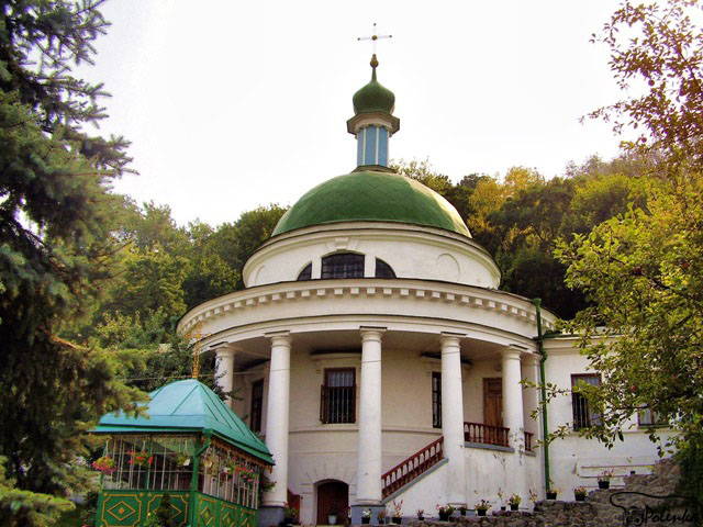 Самый древний женский монастырь в Киеве