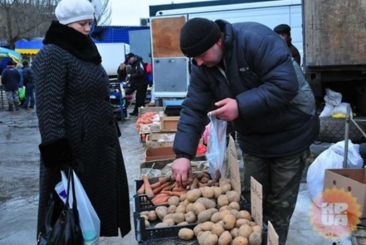 В Киеве будут торговать недорогим мясом и свежими овощами 