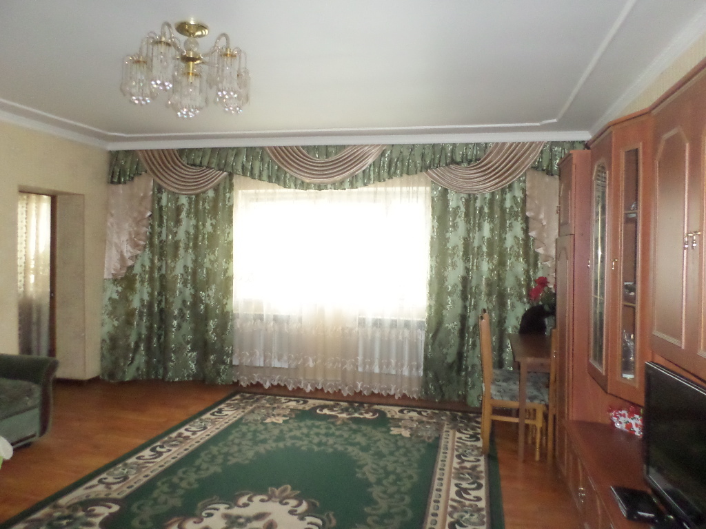 Продаж будинку 142 м², Великопроміньська вул.