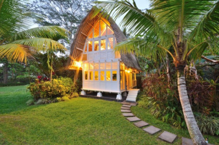 Деревянный домик на острове Бали