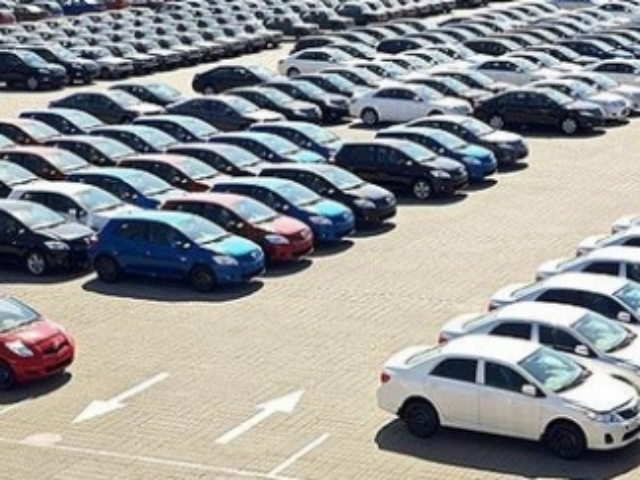 Продажи авто в Украине приблизились к антирекорду
