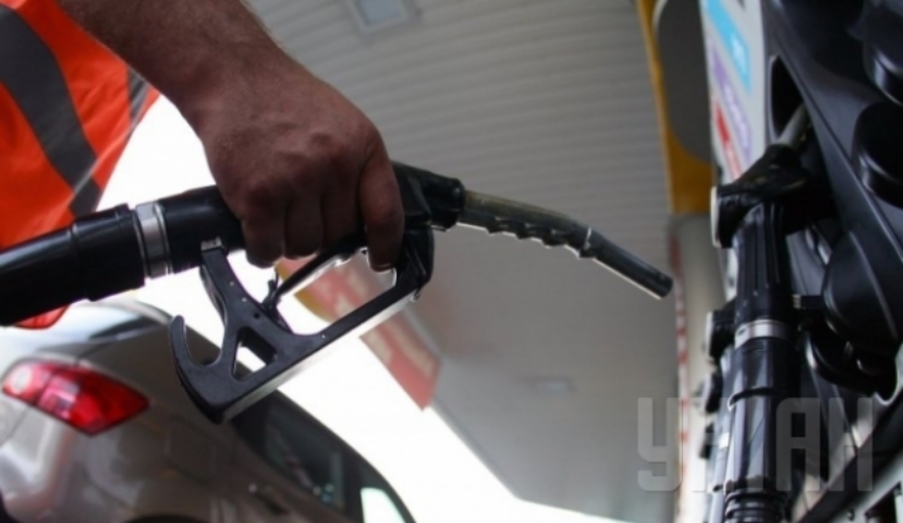 Кабмин предлагает Раде повысить акциз на бензин на 3%