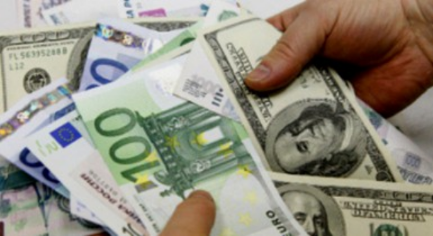 Для стабилизации курса валют НБУ должен закрыть межбанковский валютный рынок - эксперт