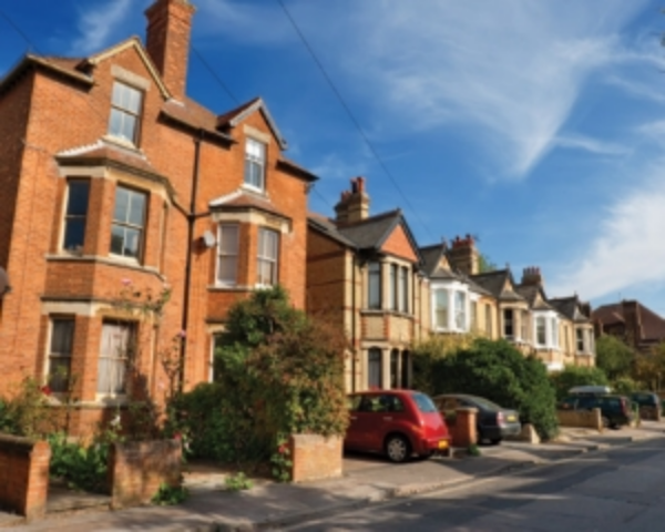 Количество собственников недвижимости в Англии продолжает снижаться