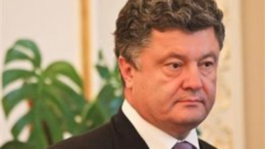 Порошенко в Давосе призвал бизнесменов не сотрудничать с украинскими властями