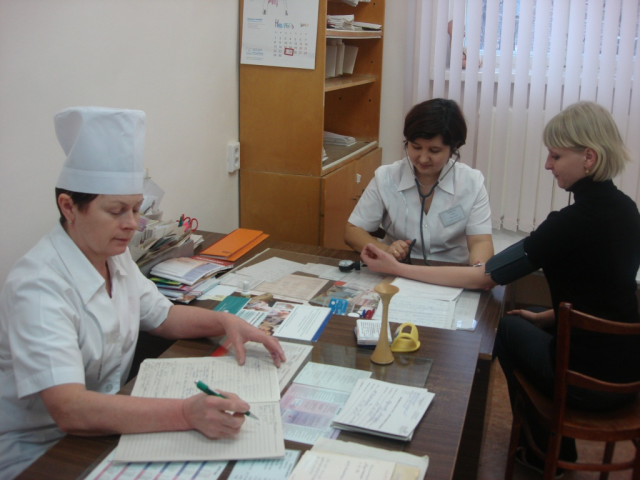 Горсовет Севастополя пообещал медикам жилье и надбавки к зарплатам